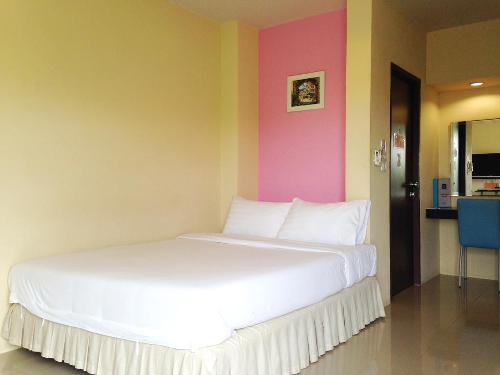 C2 Residence Lampang Ngoại thất bức ảnh