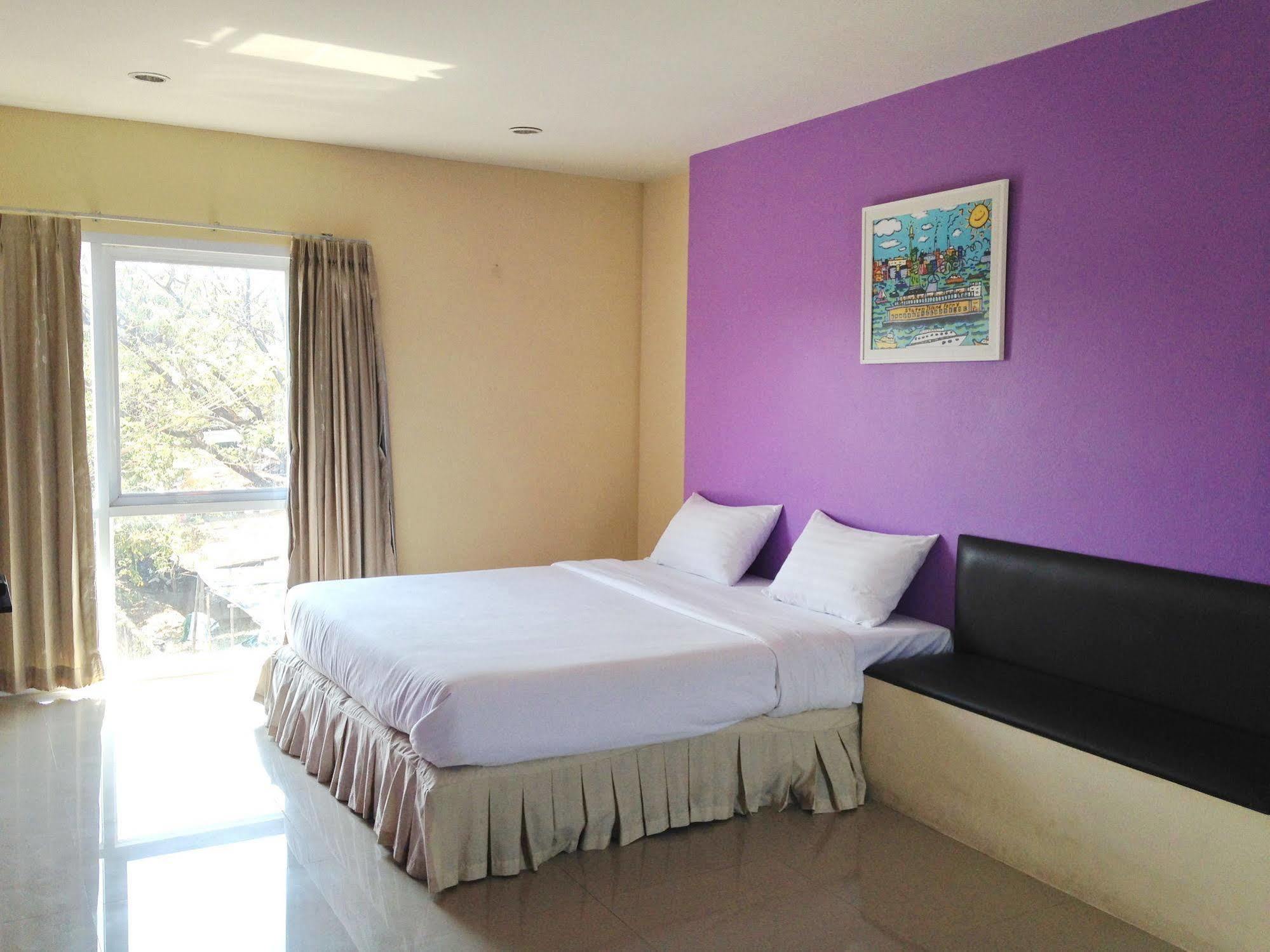 C2 Residence Lampang Ngoại thất bức ảnh
