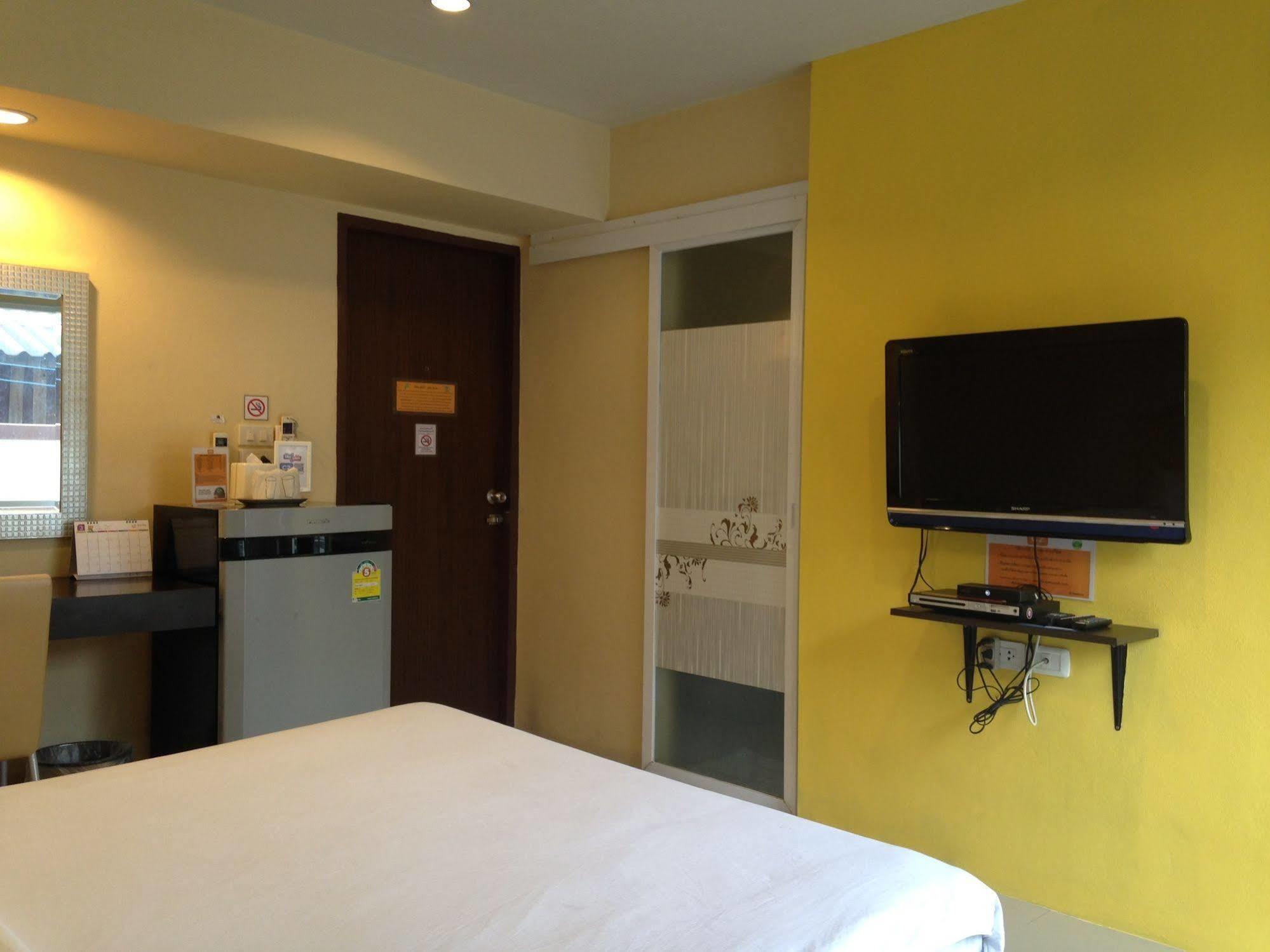 C2 Residence Lampang Ngoại thất bức ảnh